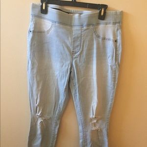 Old Navy distressed Rockstar Jeggings